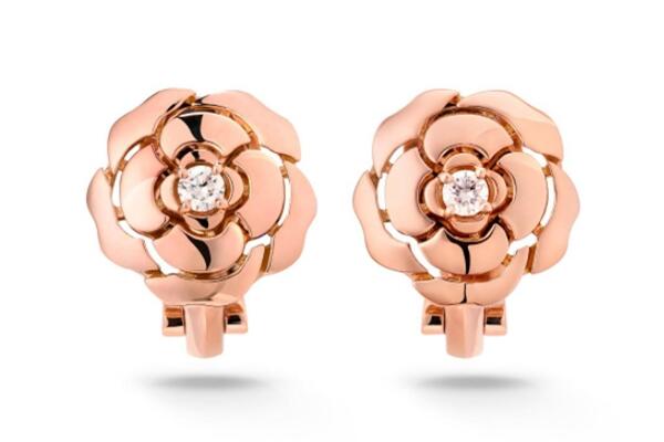 务川县回收二手香奈儿耳环